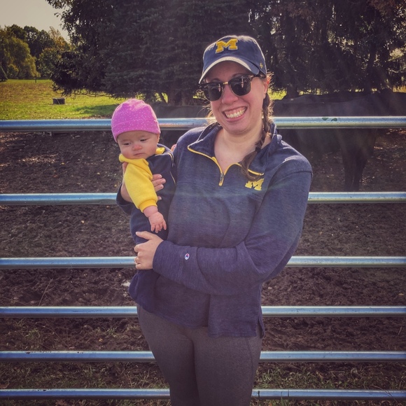 Meet your Posher, Ashley - Picture 1 of 1